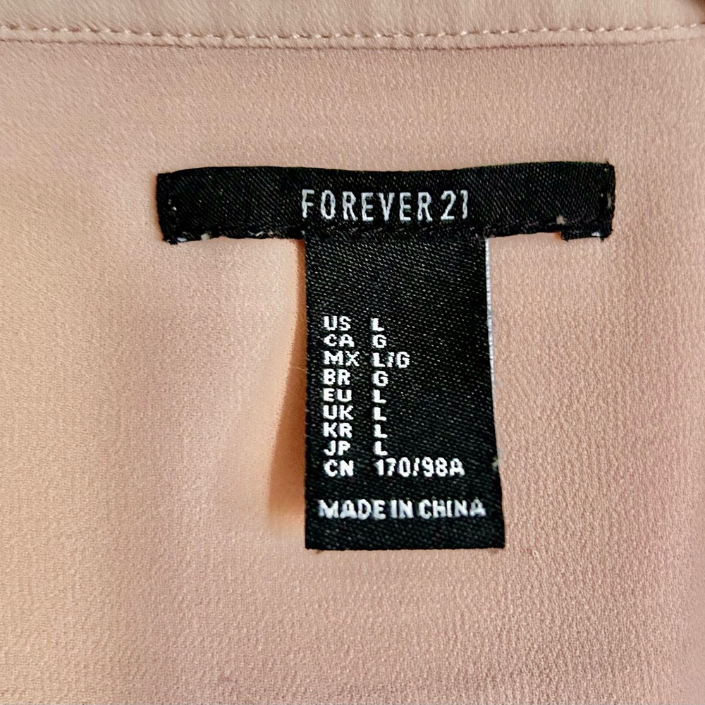 Pink blouse - Picture 2 of 2